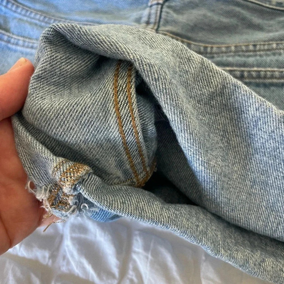 Madewell curvy relaxed denim shorts - Picture 8 of 10